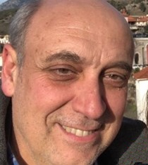 Ιστορίες καθημερινής τρέλας που σκοτώνουν   (Αδυναμίες Συστήματος Υγείας) - Του Νικόλαου Παναγιωτόπουλου
