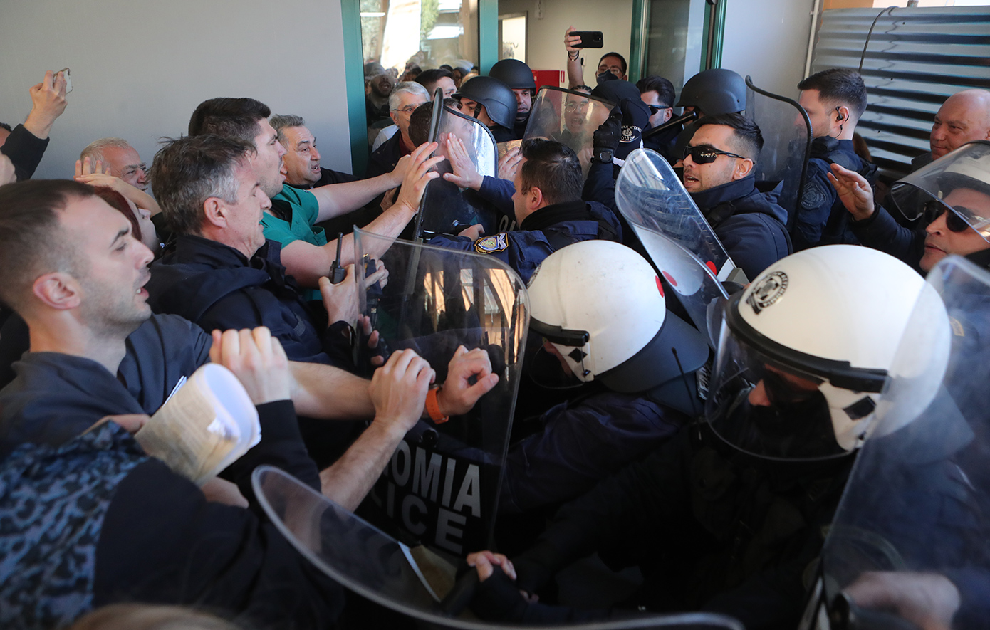 ΕΣΥ:πελατειακό σύστημα υγείας.Άθρο , Νικόλαος Παναγιωτόπουλος,καρδιολόγος Μαρούσι.